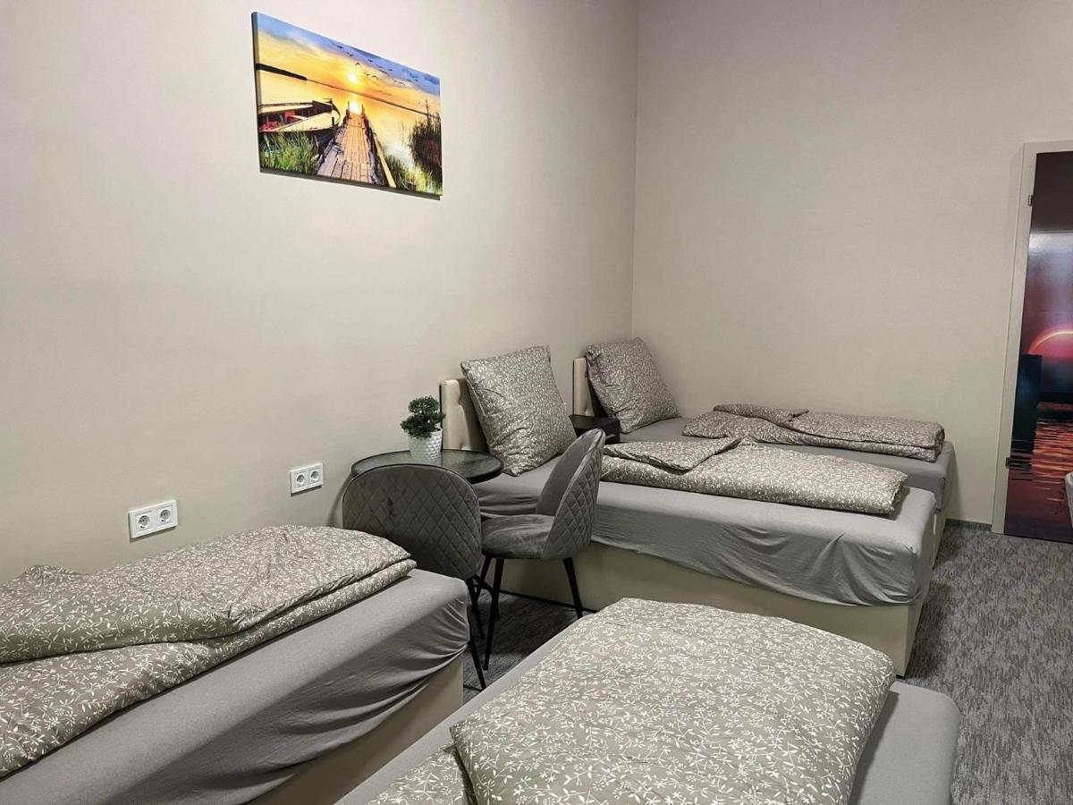 Kinizsi Udvar Apartmanhaz Balatonboglar Exterior photo